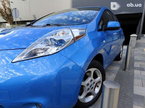 Nissan Leaf 2012 - фото 2