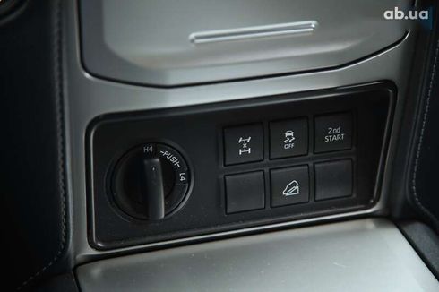 Toyota Land Cruiser Prado 2022 - фото 21