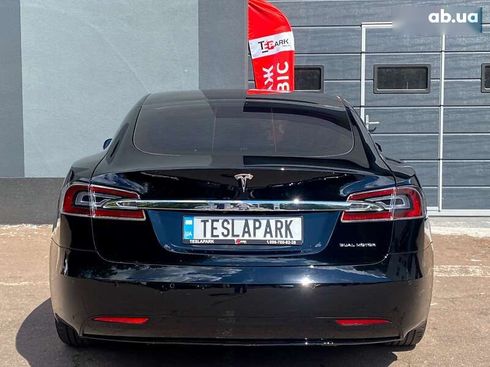 Tesla Model S 2020 - фото 9