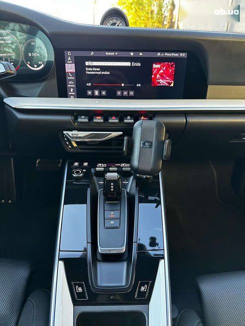 Porsche 911 2020 - фото 21