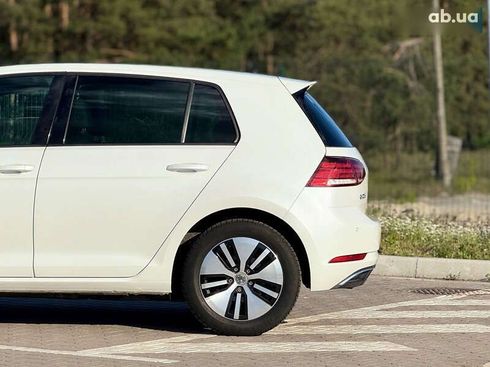 Volkswagen e-Golf 2017 - фото 12