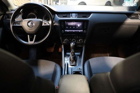 Skoda Octavia 2019 - фото 26