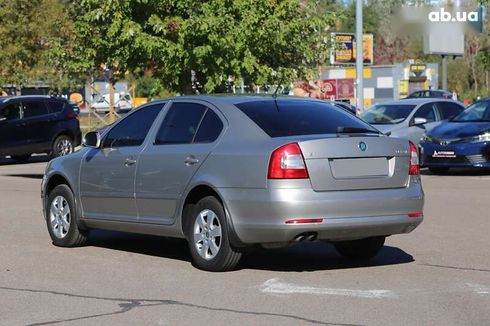 Skoda Octavia 2012 - фото 5