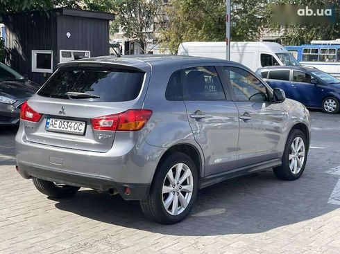 Mitsubishi Outlander 2015 - фото 9