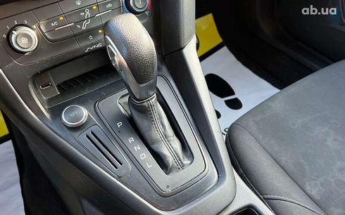 Ford Focus 2017 - фото 18