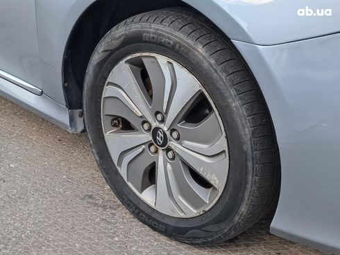 Hyundai Sonata 2014 серый - фото 7