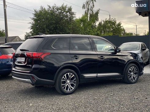Mitsubishi Outlander 2018 - фото 9