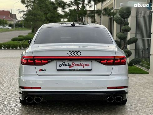 Audi S8 2020 - фото 16