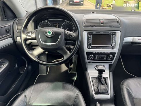 Skoda Octavia 2011 - фото 18