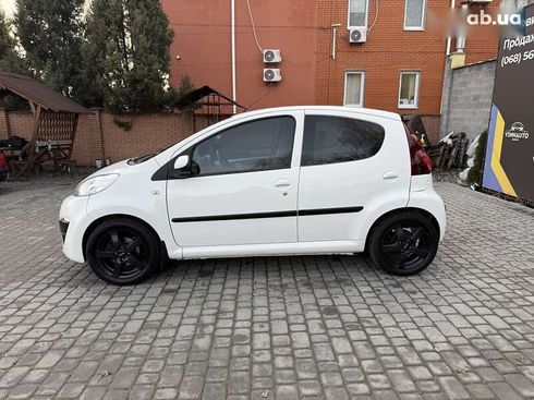 Peugeot 107 2013 - фото 23