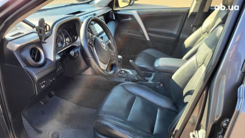 Toyota RAV4 2013 серый - фото 3