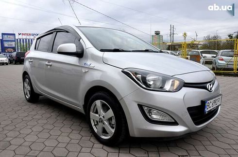 Hyundai i20 2013 - фото 4