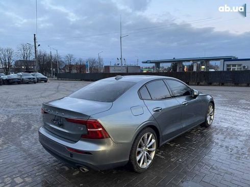 Volvo S60 2019 - фото 3