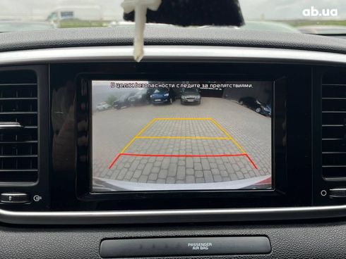 Kia Sportage 2018 белый - фото 38