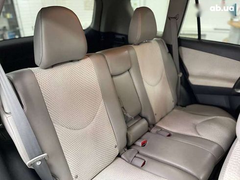 Toyota RAV4 2013 - фото 25