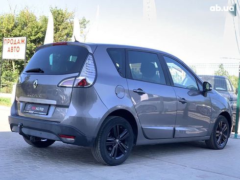 Renault Scenic 2015 - фото 14