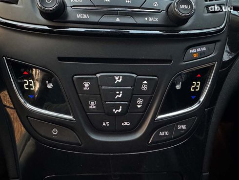 Buick Regal 2016 красный - фото 20