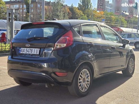 Ford Fiesta 2014 - фото 4