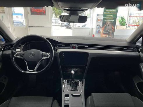 Volkswagen Passat 2020 - фото 19