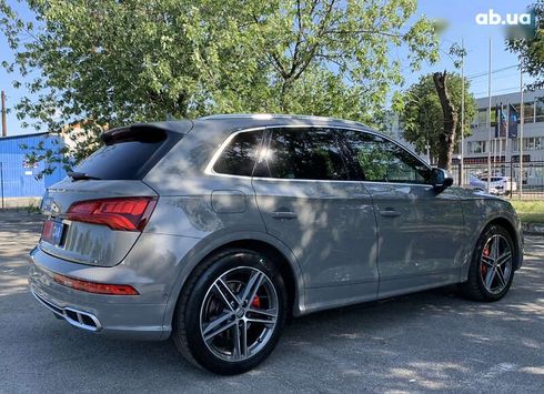 Audi SQ5 2018 - фото 24