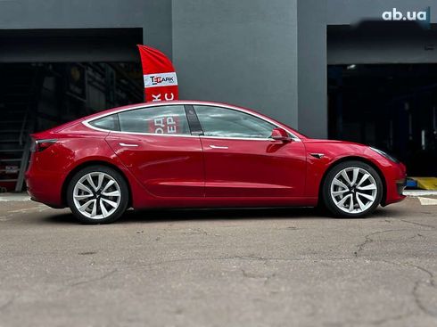Tesla Model 3 2018 - фото 11