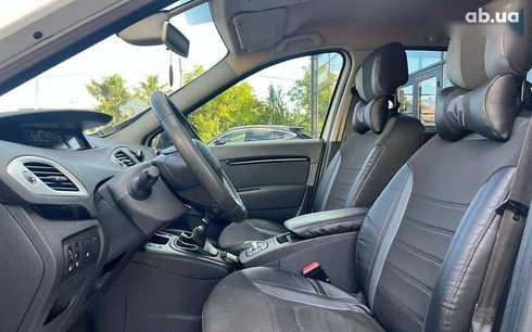 Renault Scenic 2012 - фото 11