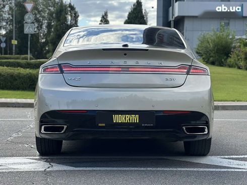 Lincoln MKZ 2017 - фото 14
