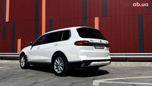 BMW X7 2021 - фото 8