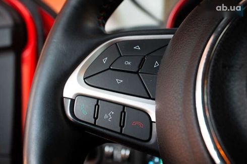 Jeep Compass 2017 - фото 18