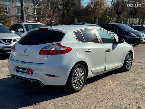 Renault Megane 2014 белый - фото 6