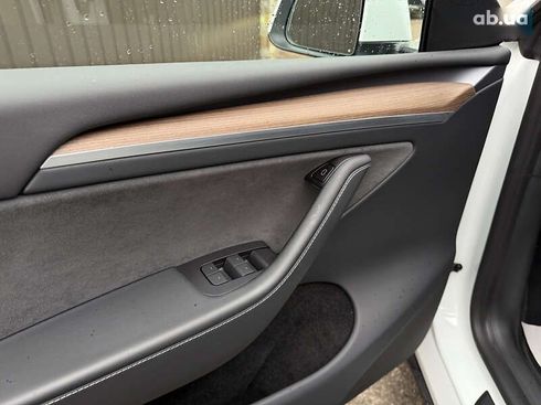 Tesla Model Y 2022 - фото 14