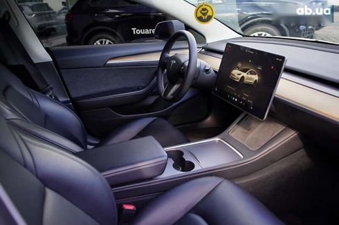 Tesla Model 3 2022 - фото 30
