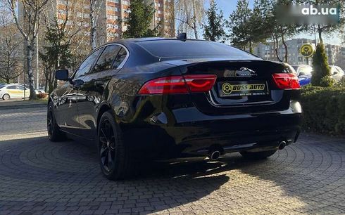 Jaguar XE 2017 - фото 5