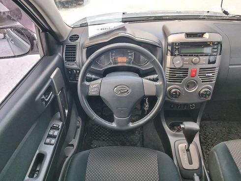 Daihatsu Terios 2011 серый - фото 16