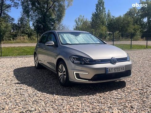 Volkswagen e-Golf 2018 серебристый - фото 2