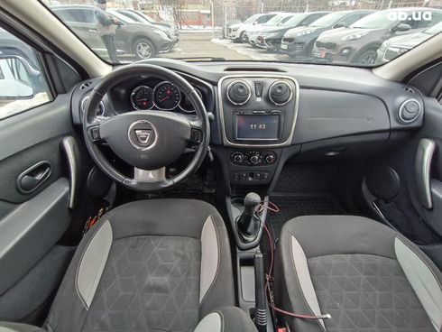 Dacia Sandero Stepway 2014 белый - фото 24