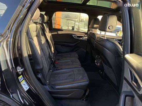 Audi Q7 2018 - фото 26