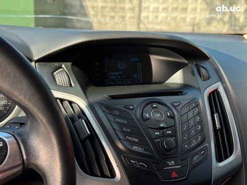 Ford Focus 2013 красный - фото 27