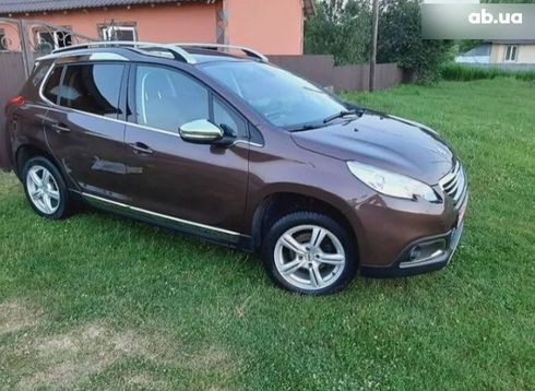 Peugeot 2008 2015 коричневый - фото 2