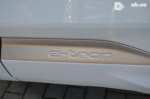 Audi Q4 e-tron 2023 - фото 27