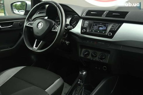 Skoda Fabia 2015 - фото 30