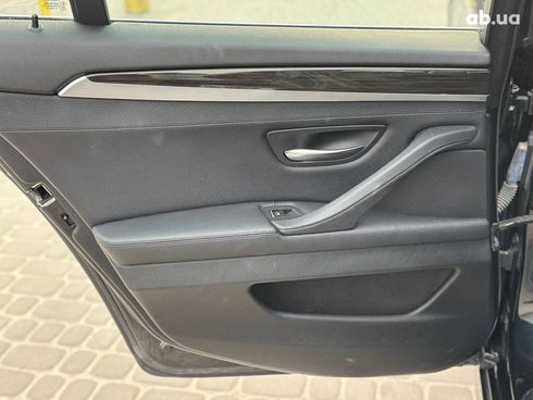 BMW 5 серия 2012 черный - фото 30
