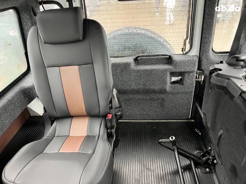 Land Rover Defender 2013 белый - фото 25