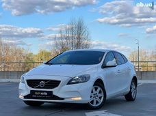 Купити Volvo бу в Києві - купити на Автобазарі