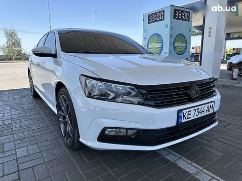 Volkswagen Passat 2018 - фото 3