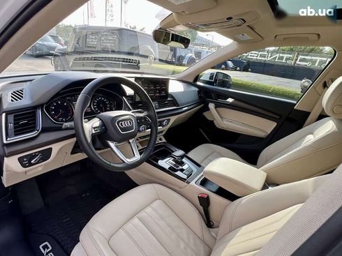 Audi Q5 2021 - фото 24