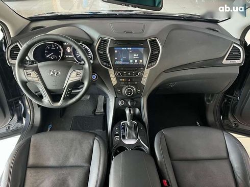 Hyundai Santa Fe 2017 - фото 18
