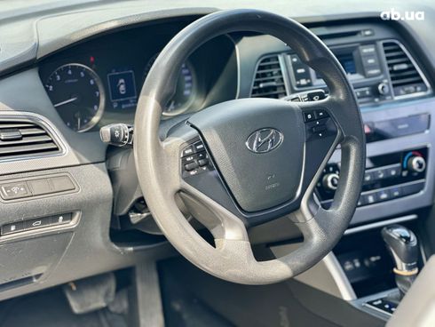 Hyundai Sonata 2015 серый - фото 11