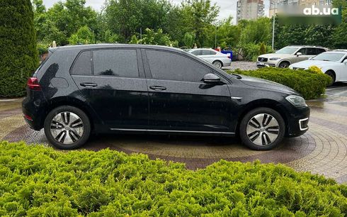 Volkswagen e-Golf 2017 - фото 8
