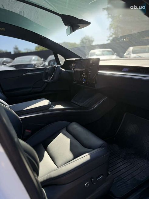 Tesla Model X 2022 - фото 30